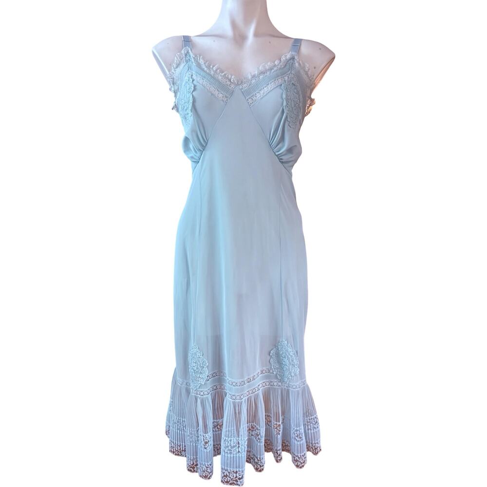 Rare Vintage Nan Flower Originals Powder Blue Nylon Slip 1950s Applique Hem 36